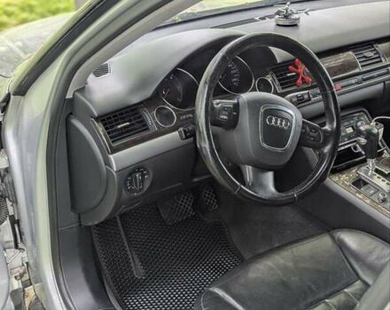 Сірий Ауді A8, об'ємом двигуна 3 л та пробігом 324 тис. км за 9699 $, фото 5 на Automoto.ua