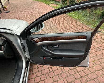 Серый Ауди А8, объемом двигателя 3 л и пробегом 311 тыс. км за 10000 $, фото 13 на Automoto.ua