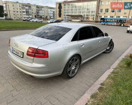 Серый Ауди А8, объемом двигателя 4.2 л и пробегом 350 тыс. км за 13500 $, фото 5 на Automoto.ua
