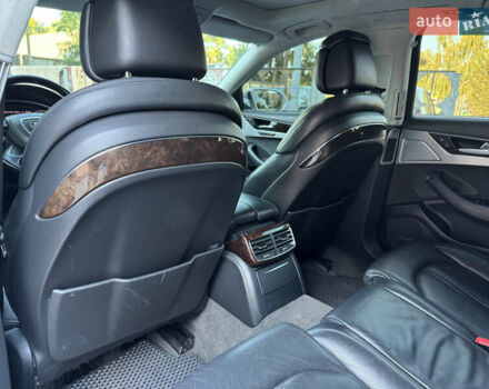 Сірий Ауді A8, об'ємом двигуна 4.13 л та пробігом 266 тис. км за 17900 $, фото 34 на Automoto.ua