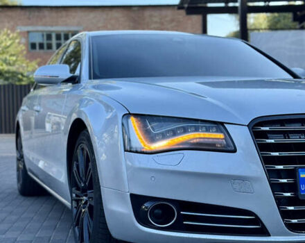 Сірий Ауді A8, об'ємом двигуна 4.13 л та пробігом 266 тис. км за 17900 $, фото 12 на Automoto.ua