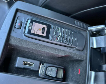 Сірий Ауді A8, об'ємом двигуна 4.13 л та пробігом 266 тис. км за 17900 $, фото 31 на Automoto.ua