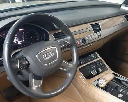 Сірий Ауді A8, об'ємом двигуна 6.3 л та пробігом 170 тис. км за 30000 $, фото 2 на Automoto.ua