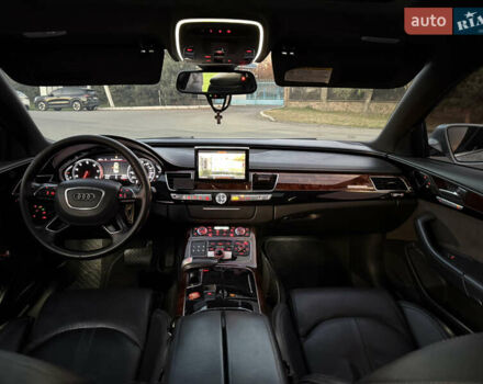 Серый Ауди А8, объемом двигателя 3 л и пробегом 251 тыс. км за 15000 $, фото 7 на Automoto.ua