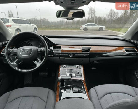 Серый Ауди А8, объемом двигателя 3 л и пробегом 249 тыс. км за 10800 $, фото 20 на Automoto.ua