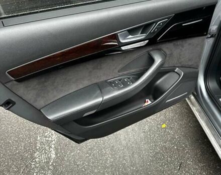 Серый Ауди А8, объемом двигателя 3 л и пробегом 193 тыс. км за 9950 $, фото 30 на Automoto.ua