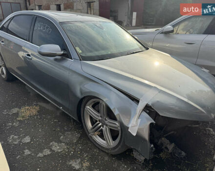 Серый Ауди А8, объемом двигателя 4 л и пробегом 184 тыс. км за 10500 $, фото 2 на Automoto.ua