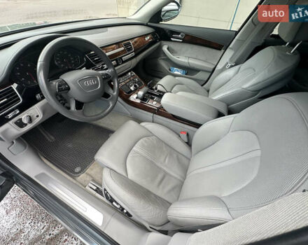 Серый Ауди А8, объемом двигателя 3 л и пробегом 198 тыс. км за 19999 $, фото 20 на Automoto.ua