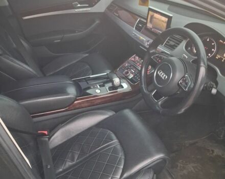 Сірий Ауді A8, об'ємом двигуна 3 л та пробігом 180 тис. км за 9189 $, фото 5 на Automoto.ua