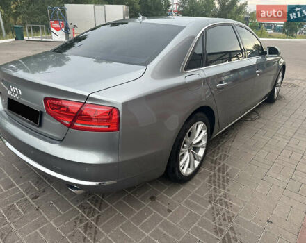 Серый Ауди А8, объемом двигателя 3 л и пробегом 198 тыс. км за 19999 $, фото 4 на Automoto.ua