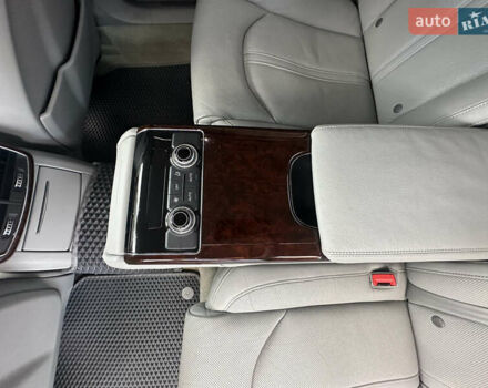 Серый Ауди А8, объемом двигателя 3 л и пробегом 198 тыс. км за 19999 $, фото 12 на Automoto.ua