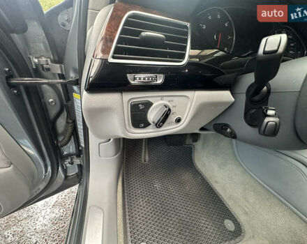 Серый Ауди А8, объемом двигателя 3 л и пробегом 198 тыс. км за 19999 $, фото 15 на Automoto.ua