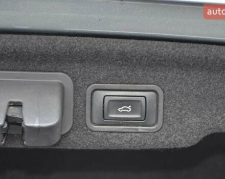 Серый Ауди А8, объемом двигателя 3 л и пробегом 214 тыс. км за 20900 $, фото 13 на Automoto.ua