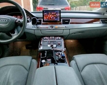 Сірий Ауді A8, об'ємом двигуна 3 л та пробігом 221 тис. км за 15900 $, фото 24 на Automoto.ua