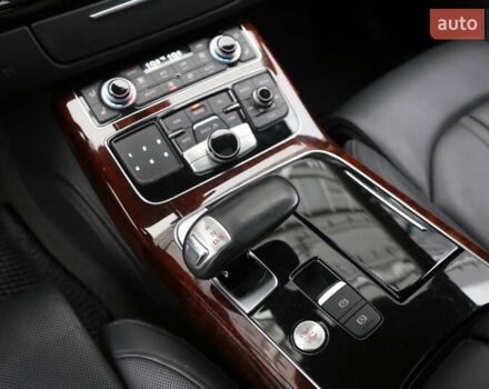 Серый Ауди А8, объемом двигателя 4 л и пробегом 204 тыс. км за 20700 $, фото 21 на Automoto.ua