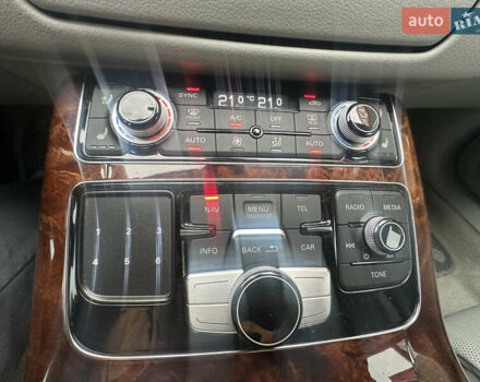 Серый Ауди А8, объемом двигателя 3 л и пробегом 198 тыс. км за 19999 $, фото 27 на Automoto.ua