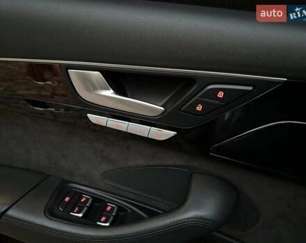 Серый Ауди А8, объемом двигателя 2.97 л и пробегом 267 тыс. км за 26500 $, фото 51 на Automoto.ua