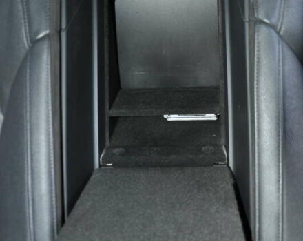 Серый Ауди А8, объемом двигателя 3 л и пробегом 214 тыс. км за 20900 $, фото 17 на Automoto.ua