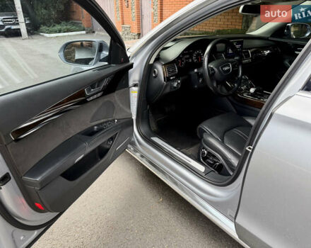 Серый Ауди А8, объемом двигателя 3 л и пробегом 143 тыс. км за 21900 $, фото 6 на Automoto.ua