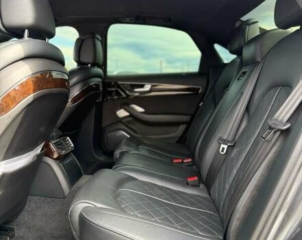Сірий Ауді A8, об'ємом двигуна 3 л та пробігом 240 тис. км за 29500 $, фото 3 на Automoto.ua
