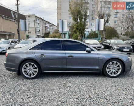 Ауді A8 2014 у Бердичеве на Automoto.ua Сірий Ауді A8, об'ємом двигуна 4.2 л та пробігом 239 тис. км за 34500 $, фото 14 на Automoto.ua