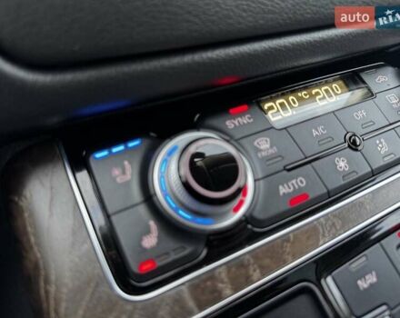 Сірий Ауді A8, об'ємом двигуна 3 л та пробігом 159 тис. км за 29950 $, фото 99 на Automoto.ua