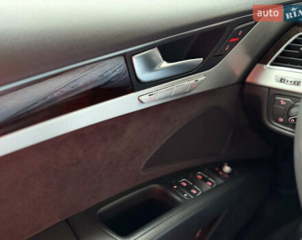 Сірий Ауді A8, об'ємом двигуна 3 л та пробігом 125 тис. км за 24500 $, фото 16 на Automoto.ua