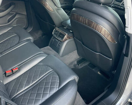 Ауди А8 2015 в Киеве на Automoto.ua Серый Ауди А8, объемом двигателя 2.97 л и пробегом 145 тыс. км за 32500 $, фото 13 на Automoto.ua