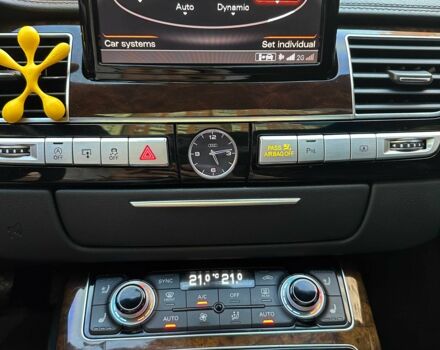 Сірий Ауді A8, об'ємом двигуна 3 л та пробігом 172 тис. км за 22900 $, фото 13 на Automoto.ua