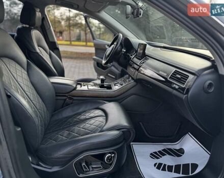 Сірий Ауді A8, об'ємом двигуна 3 л та пробігом 159 тис. км за 29950 $, фото 76 на Automoto.ua