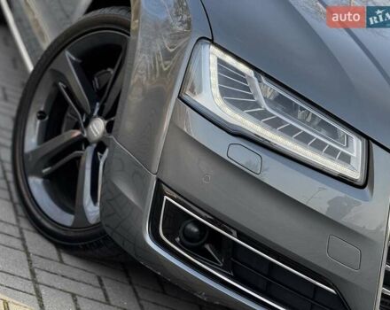 Сірий Ауді A8, об'ємом двигуна 3 л та пробігом 159 тис. км за 29950 $, фото 4 на Automoto.ua