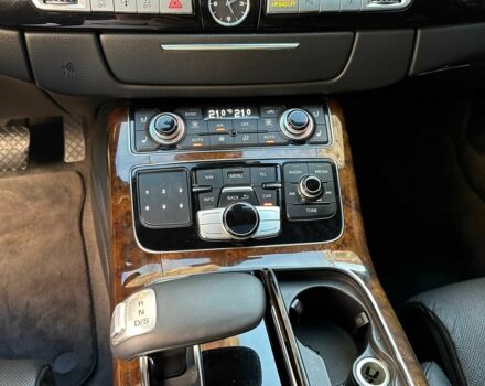Сірий Ауді A8, об'ємом двигуна 3 л та пробігом 172 тис. км за 22900 $, фото 11 на Automoto.ua