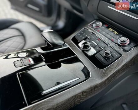 Сірий Ауді A8, об'ємом двигуна 3 л та пробігом 159 тис. км за 29950 $, фото 72 на Automoto.ua