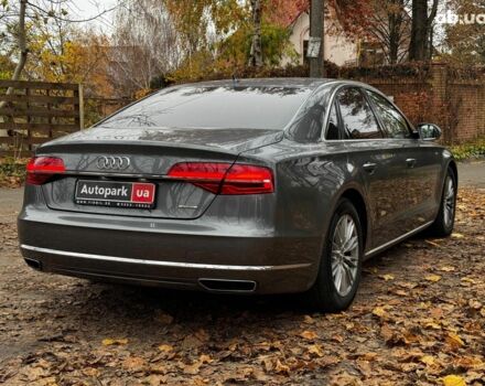 Сірий Ауді A8, об'ємом двигуна 3 л та пробігом 233 тис. км за 30990 $, фото 7 на Automoto.ua