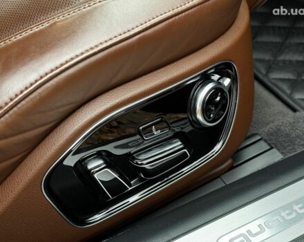 Сірий Ауді A8, об'ємом двигуна 3 л та пробігом 233 тис. км за 30990 $, фото 49 на Automoto.ua