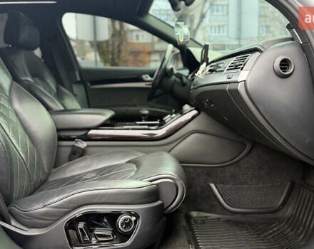 Сірий Ауді A8, об'ємом двигуна 2.97 л та пробігом 276 тис. км за 29900 $, фото 26 на Automoto.ua
