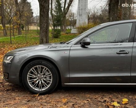 Сірий Ауді A8, об'ємом двигуна 3 л та пробігом 233 тис. км за 30990 $, фото 13 на Automoto.ua