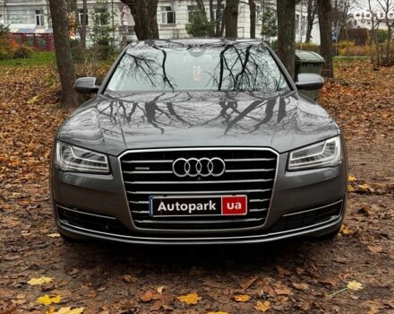Сірий Ауді A8, об'ємом двигуна 3 л та пробігом 233 тис. км за 30990 $, фото 1 на Automoto.ua