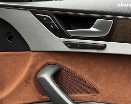 Сірий Ауді A8, об'ємом двигуна 3 л та пробігом 233 тис. км за 30990 $, фото 50 на Automoto.ua