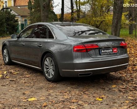 Сірий Ауді A8, об'ємом двигуна 3 л та пробігом 233 тис. км за 30990 $, фото 9 на Automoto.ua