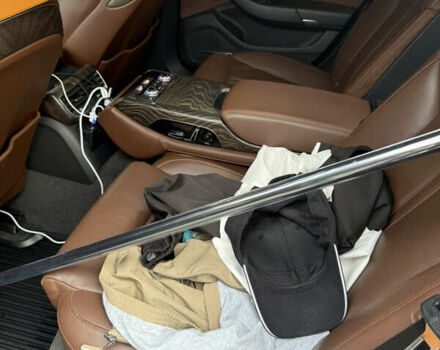 Сірий Ауді A8, об'ємом двигуна 3 л та пробігом 233 тис. км за 31900 $, фото 15 на Automoto.ua