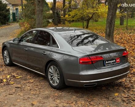 Сірий Ауді A8, об'ємом двигуна 3 л та пробігом 233 тис. км за 30990 $, фото 11 на Automoto.ua