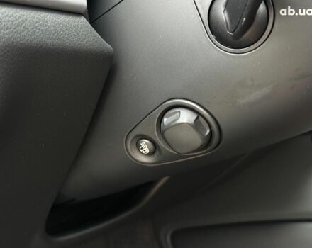 Сірий Ауді A8, об'ємом двигуна 3 л та пробігом 233 тис. км за 30990 $, фото 29 на Automoto.ua