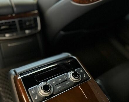 Сірий Ауді A8, об'ємом двигуна 3 л та пробігом 114 тис. км за 24424 $, фото 7 на Automoto.ua