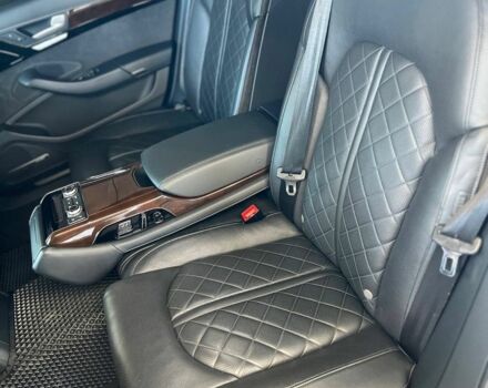 Сірий Ауді A8, об'ємом двигуна 3 л та пробігом 114 тис. км за 24424 $, фото 5 на Automoto.ua