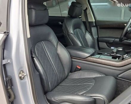 Сірий Ауді A8, об'ємом двигуна 4 л та пробігом 145 тис. км за 39500 $, фото 10 на Automoto.ua
