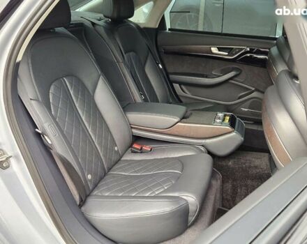 Сірий Ауді A8, об'ємом двигуна 4 л та пробігом 145 тис. км за 39500 $, фото 11 на Automoto.ua