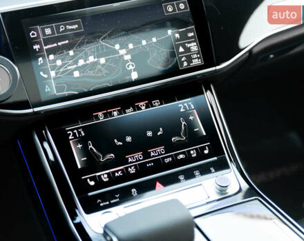 Серый Ауди А8, объемом двигателя 2.97 л и пробегом 95 тыс. км за 75000 $, фото 25 на Automoto.ua