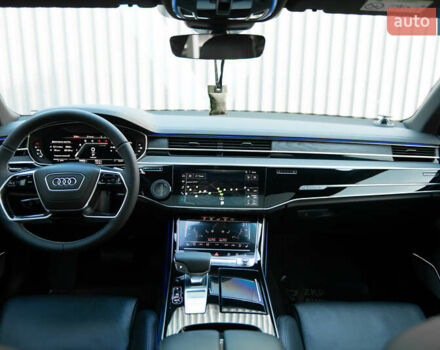 Серый Ауди А8, объемом двигателя 2.97 л и пробегом 95 тыс. км за 75000 $, фото 23 на Automoto.ua