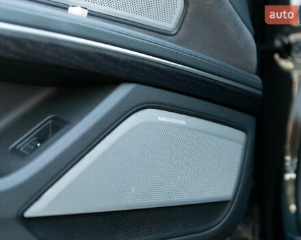 Серый Ауди А8, объемом двигателя 2.97 л и пробегом 95 тыс. км за 75000 $, фото 30 на Automoto.ua